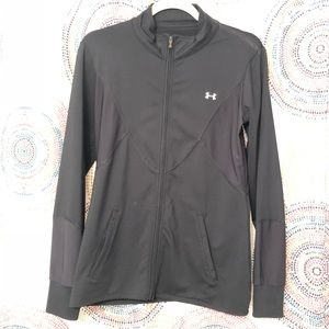 All season zip up